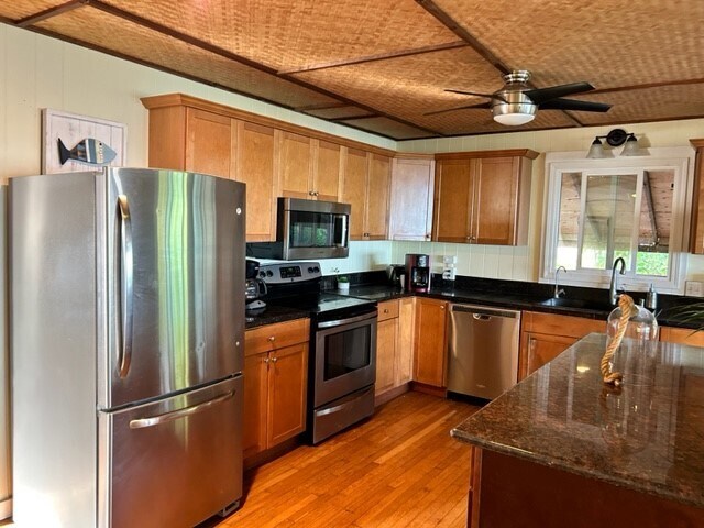 Kitchen - 68 -287 Crozier Loop