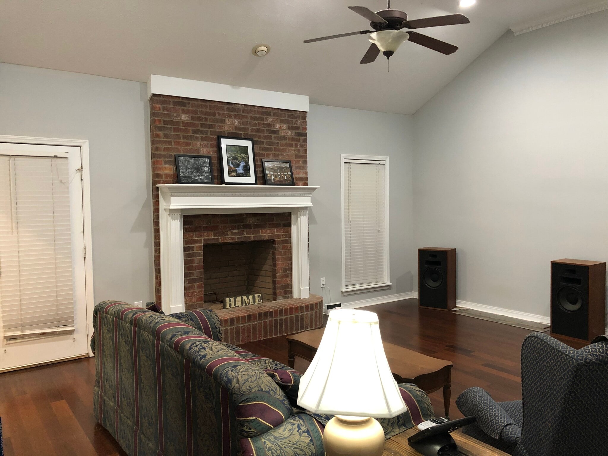 Living Room - 106 Hanover Cove