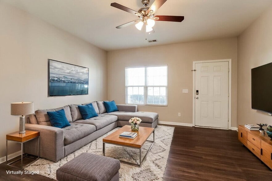 Building Photo - 2541 Meadow Crossing Dr