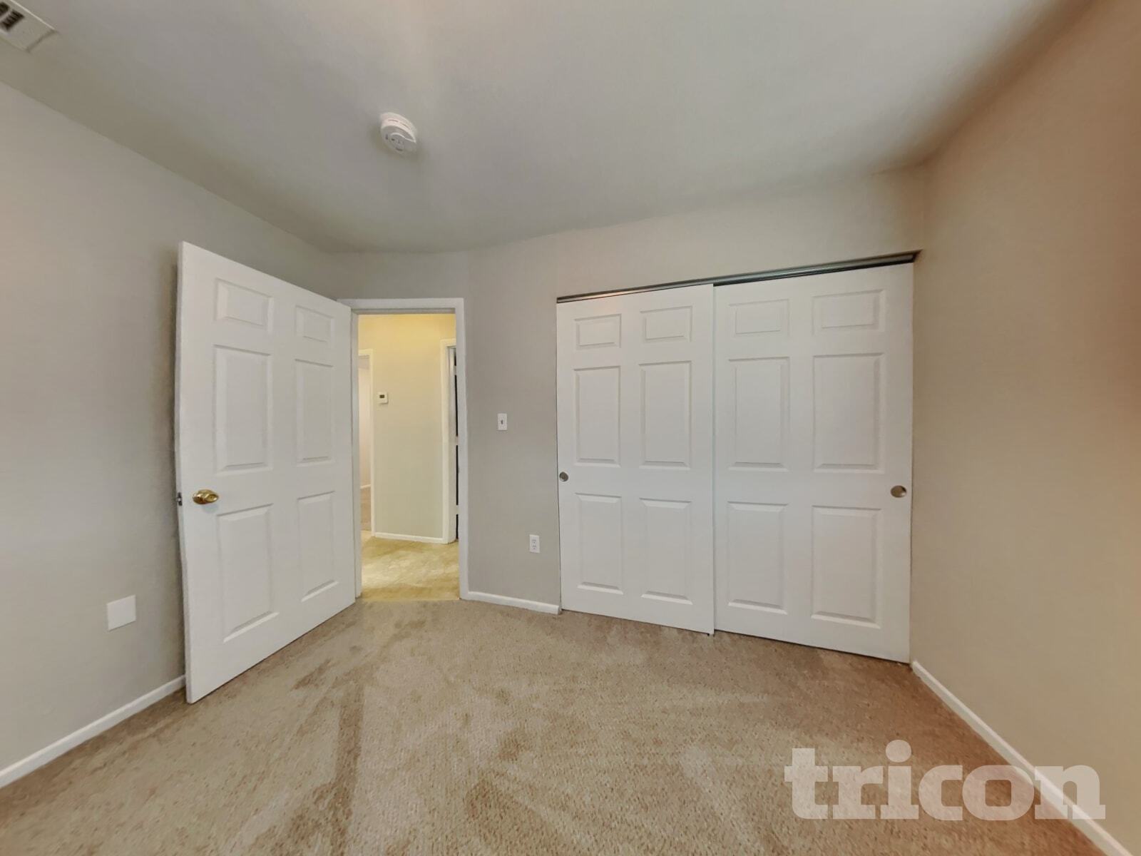 Building Photo - 3708 Lei Dr