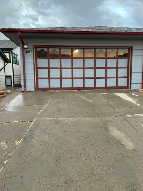 Building Photo - 1083 N 18th St