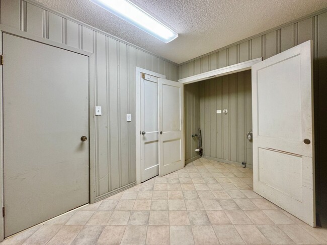 Building Photo - 3 Bedroom/2 Bath House in Batesville