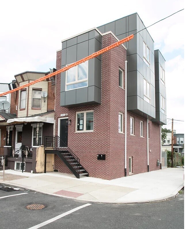 Primary Photo - 1401 N Felton St