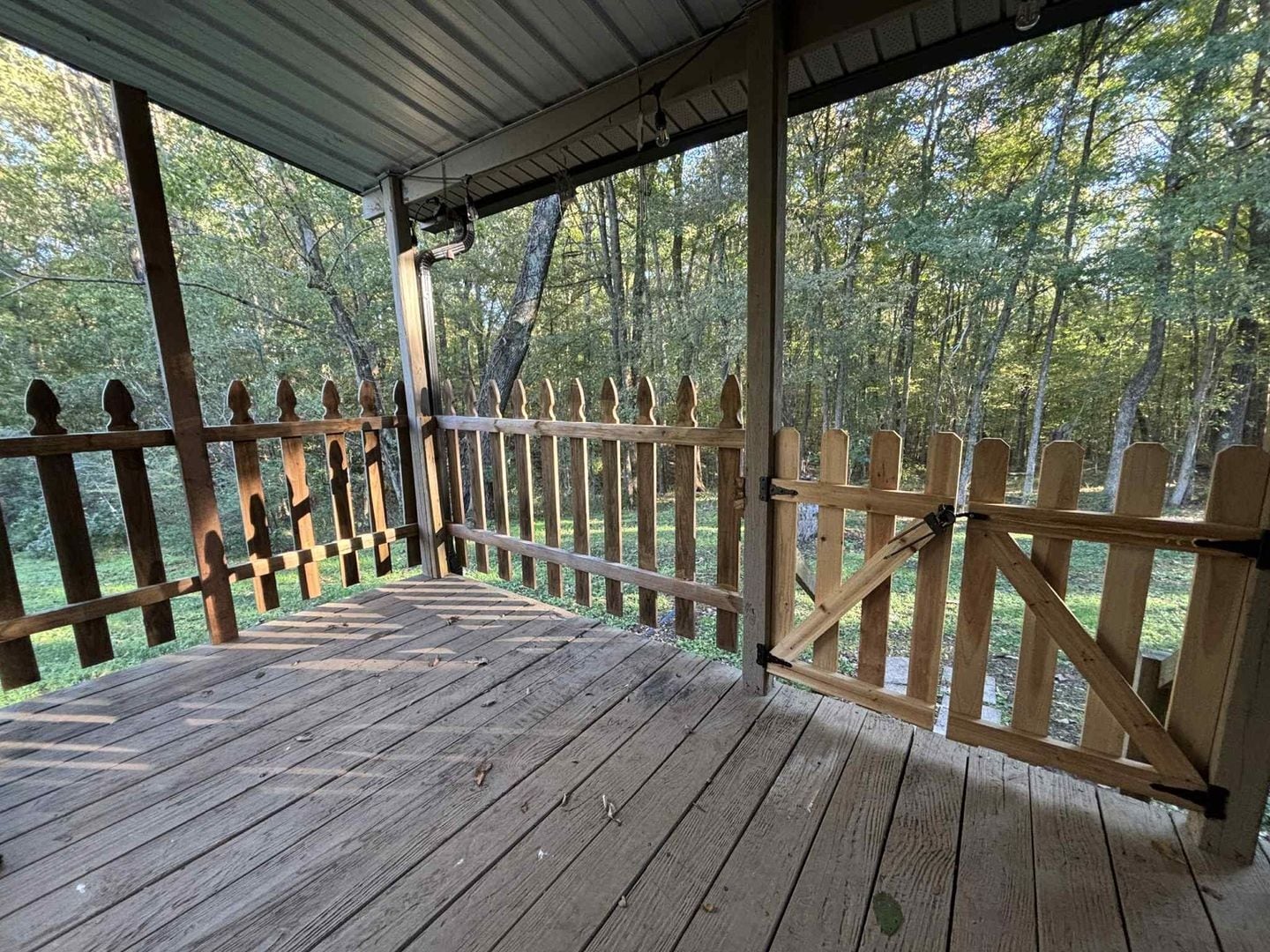 Building Photo - 317 Guthrie Dr