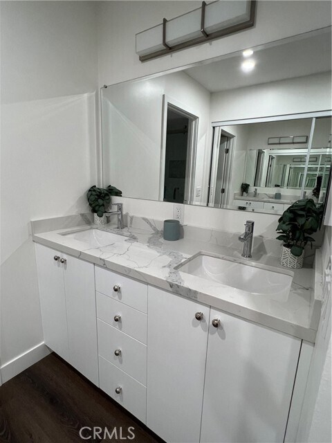 Building Photo - 2936 Briarwood Dr
