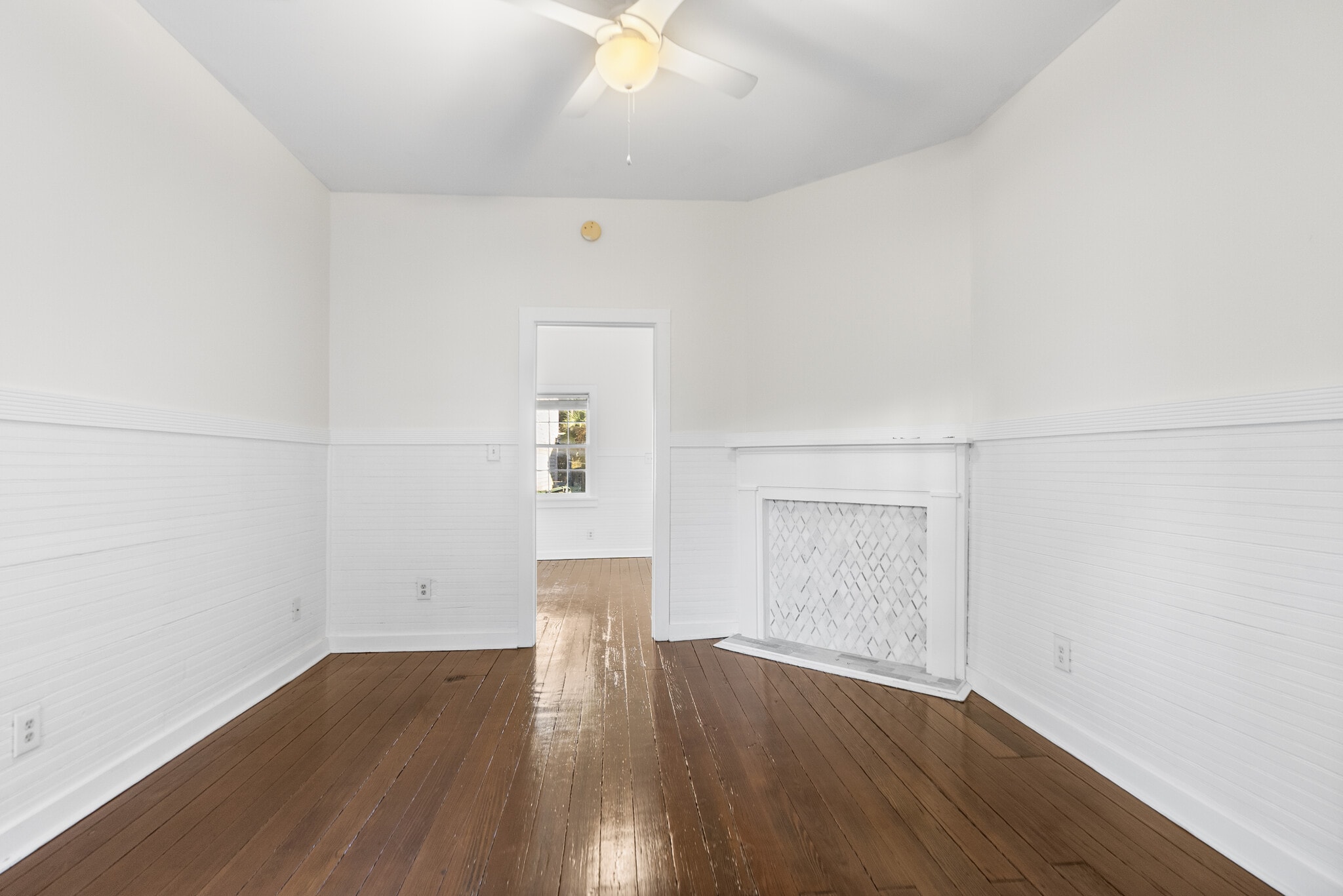 Building Photo - 609 Mercer St