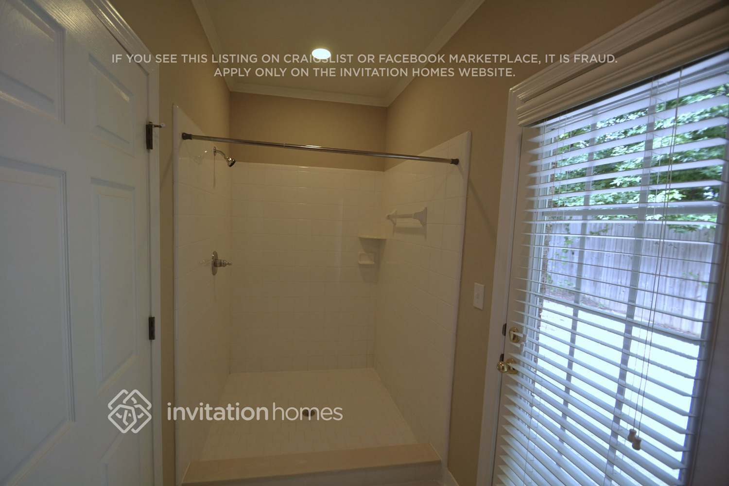 Building Photo - 1920 Hickory Station Cir