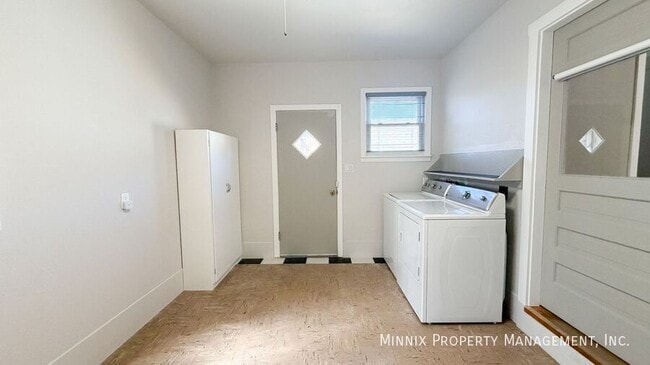 Building Photo - 3212 36th St