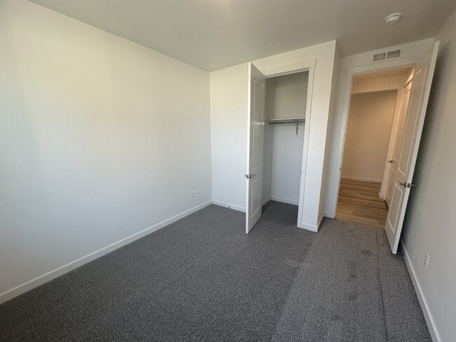 Building Photo - Brand New 4 Bed 3 Bath home!