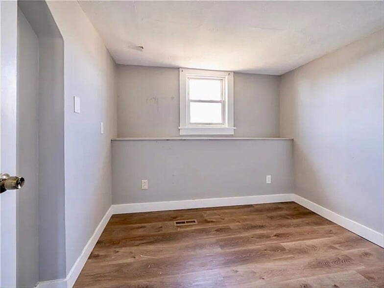 Building Photo - 67 Le Frois St