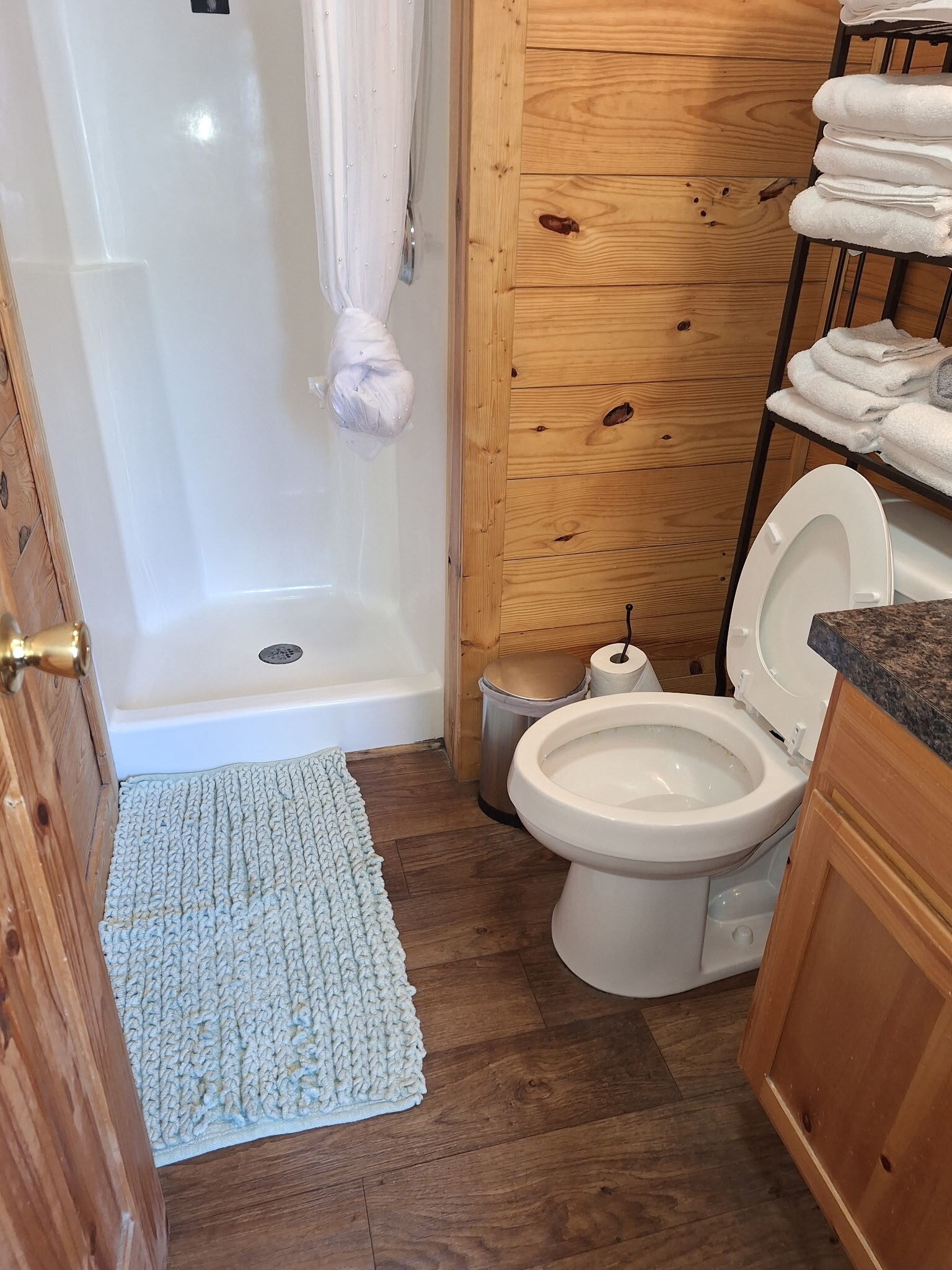 Building Photo - 132 Alma St