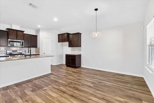 Building Photo - 7230 Tristan Dr