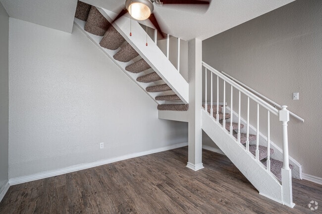 1BR, 1BA - 768SF - Broadmead at The Med