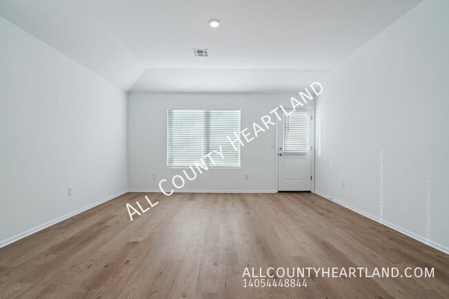 Building Photo - 12112 SW 36th St