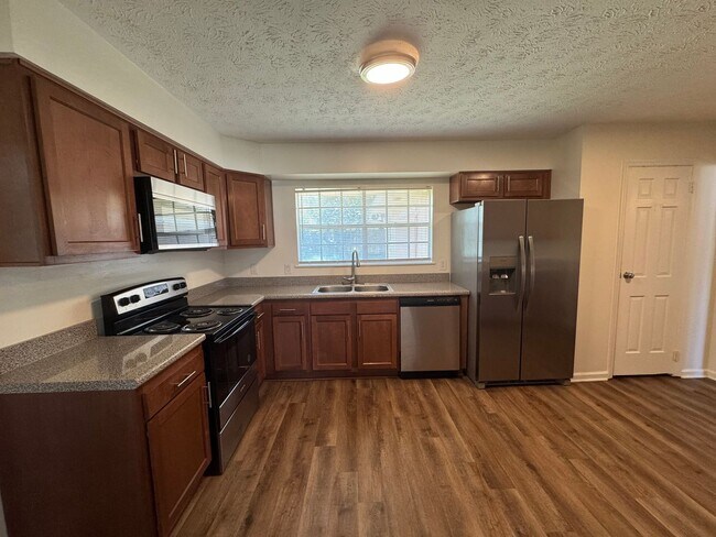 Building Photo - Fall Into Savings – Rent Reduced & ½ Off Y...