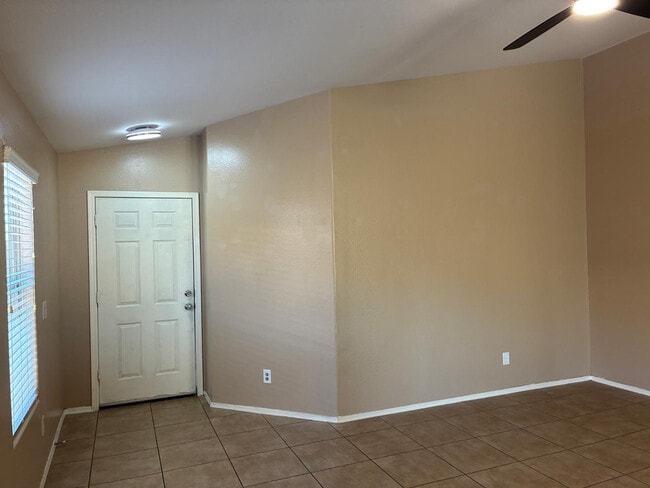 Building Photo - 23826 W Yavapai St