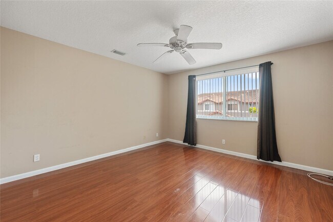 Building Photo - 3134 Coral Ridge Dr