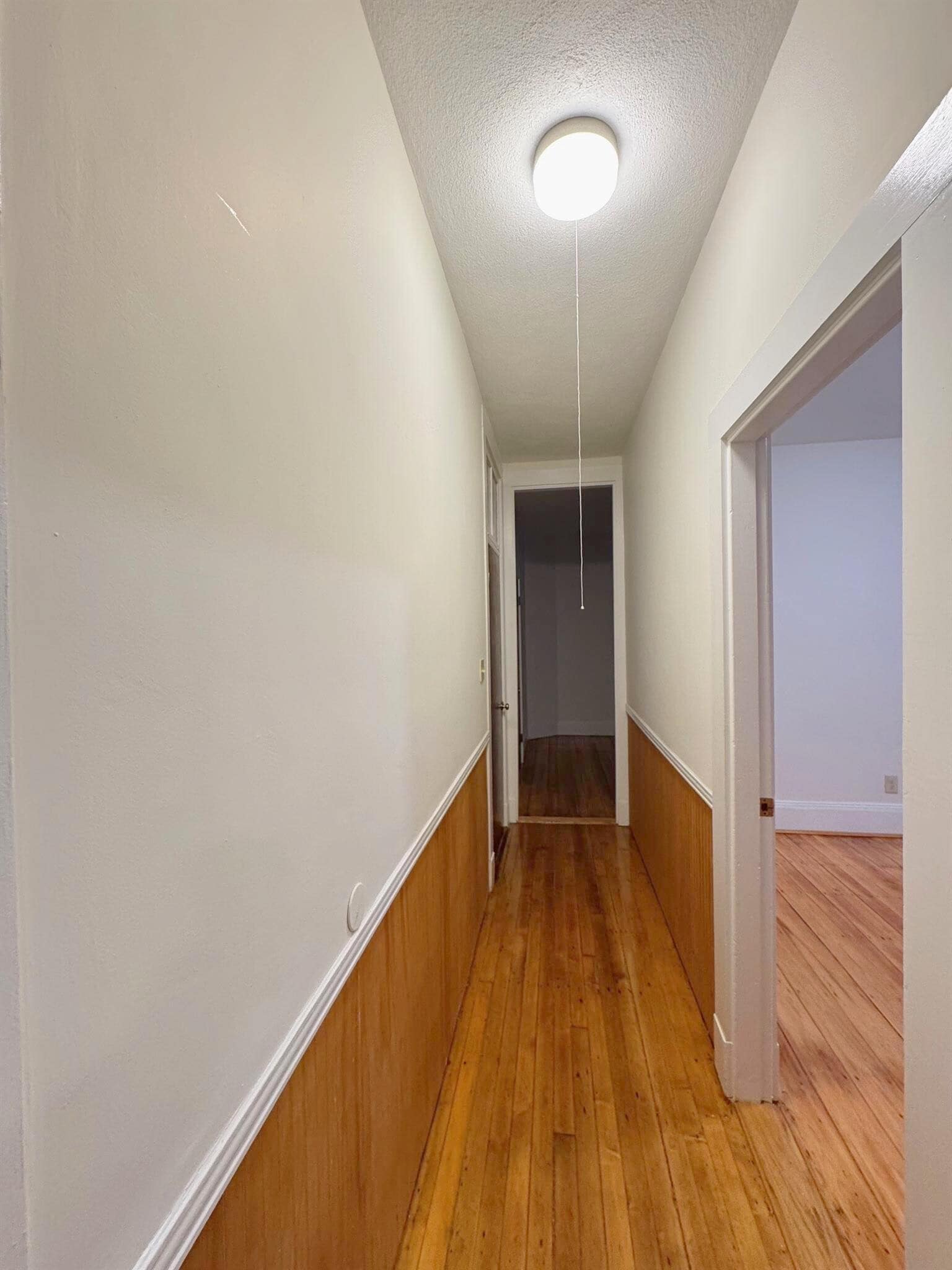 Building Photo - 250 Beacon St