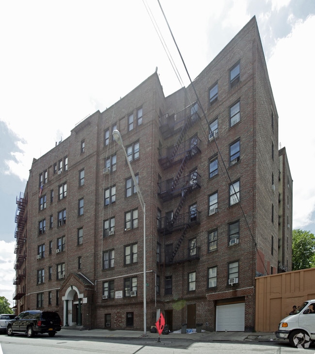 Building Photo - 14 Caryl Ave