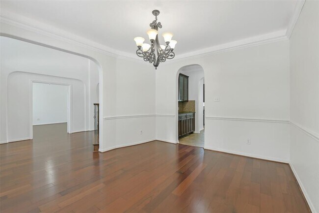 Building Photo - 20419 Windrose Bend Dr