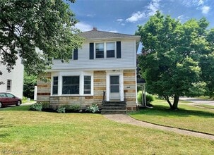 Building Photo - 3932 Meadowbrook Blvd