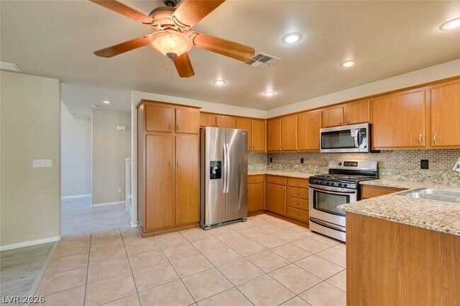 Building Photo - 936 Midpride St