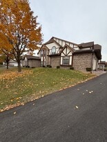 Building Photo - 1317-1332 Hillwood Blvd