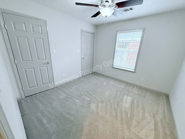 Building Photo - 3BR/2BA Home For Rent