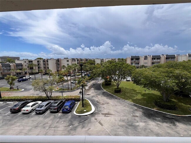 Building Photo - 7727 SW 86th St