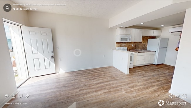 Building Photo - 36-38 N Front St