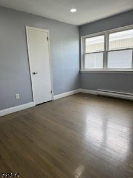 Building Photo - 336 E Westfield Ave
