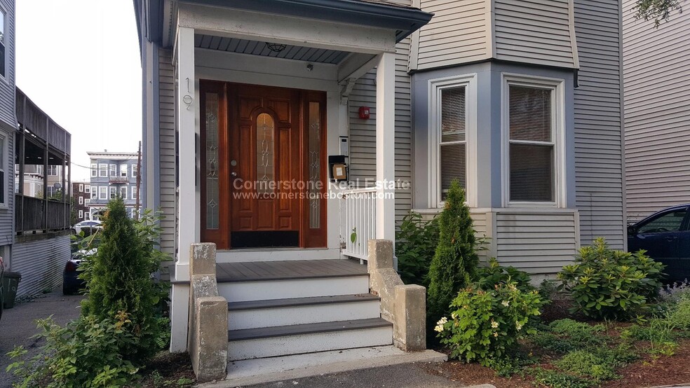 Primary Photo - 19 Dorset St