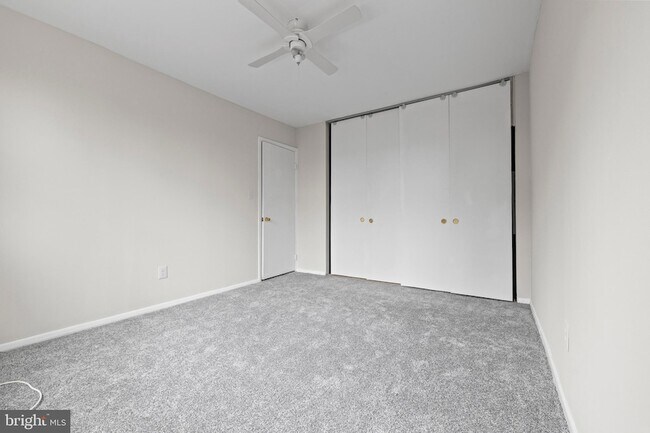 Building Photo - 4412 Falls Bridge Dr