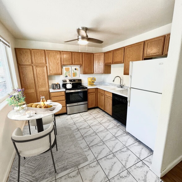 Kitchen with a View - 771 Wall St