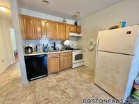 Building Photo - 104 Hammond St