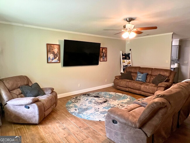 Building Photo - 113 Woodhaven Dr