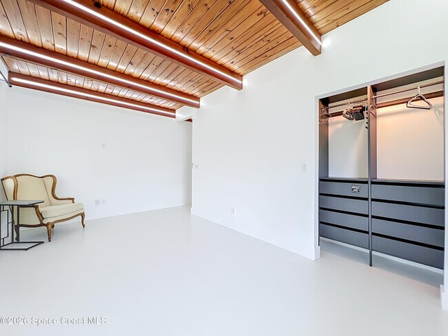 Building Photo - 123 Miami Ave