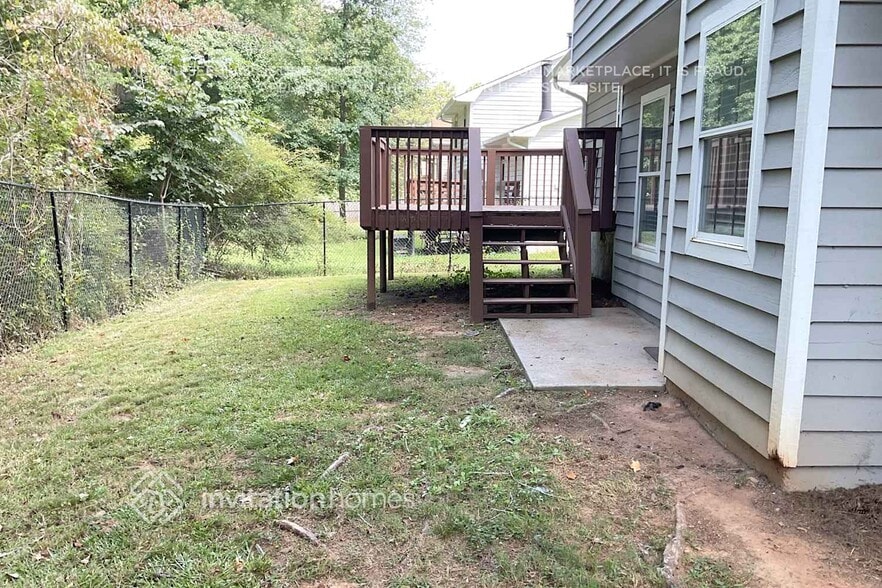 Building Photo - 5576 Pennybrook Ct