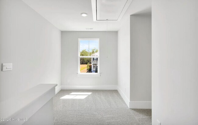 Building Photo - 26 Brogdon St