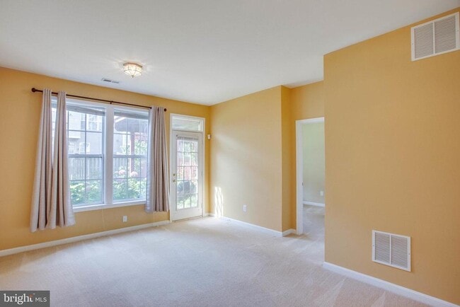 Building Photo - 13381 Sir Ramsay Way