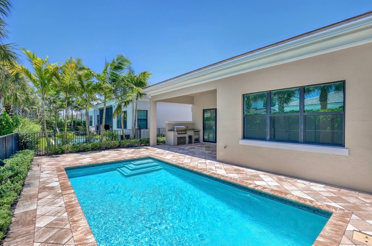 Building Photo - 13501 Artisan Cir