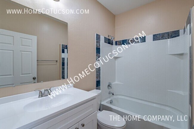 Building Photo - 5704 E Hermans Rd