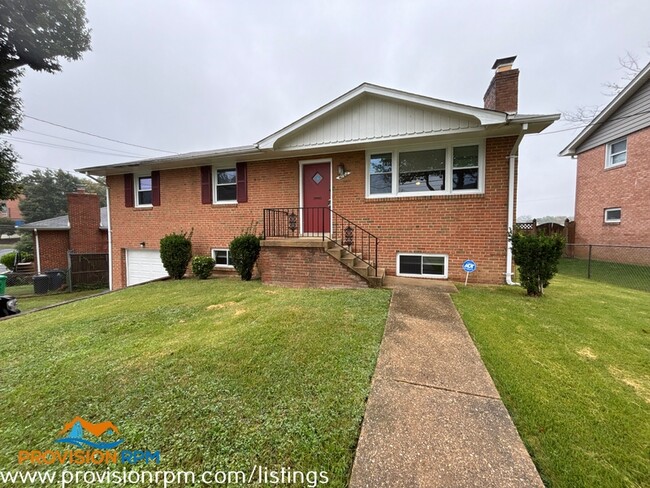 Building Photo - 4002 22nd Ave