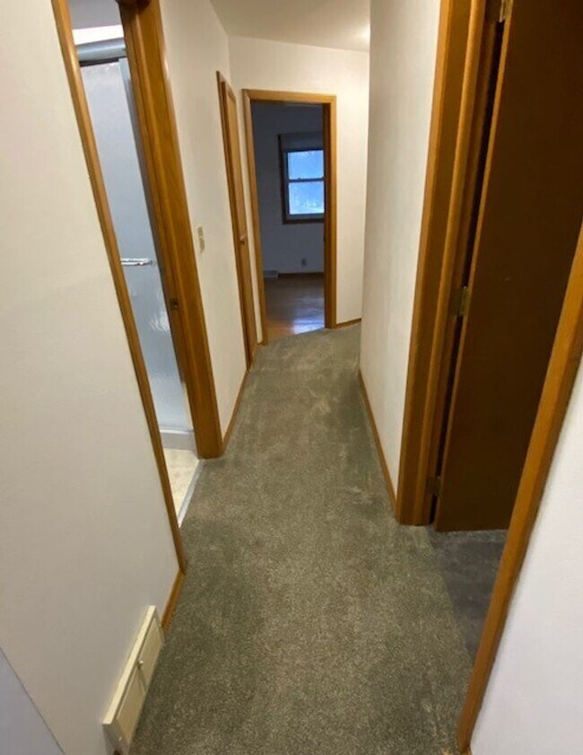 Building Photo - 10301-10303 W Fisher Parkway