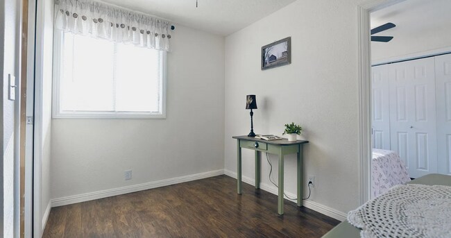 Building Photo - 3 BED 1 BATH COUNTRY SETTING HOME WITH BONUS ROOM