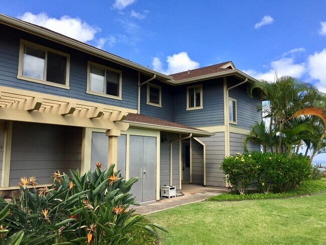Building Photo - Makakilo: 3 Bdrm 2.5 Bath Townhouse w/ 2 C...