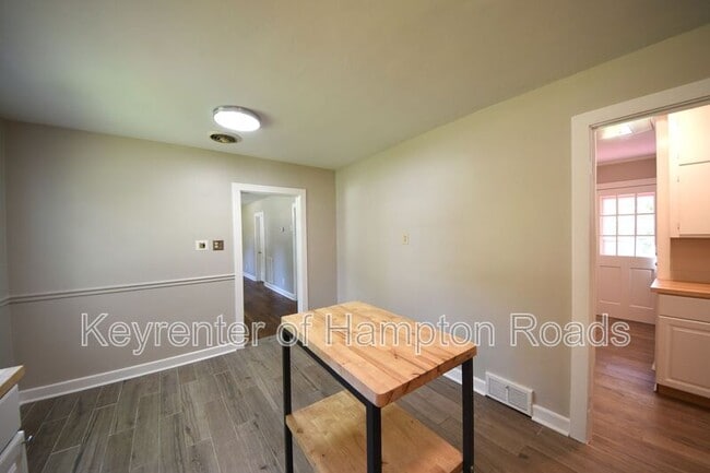 Building Photo - 500 Beechwood Ave