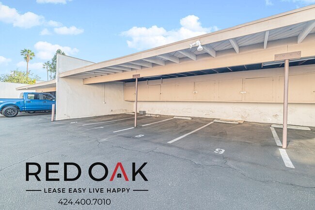 Building Photo - 6045 Whitsett Ave