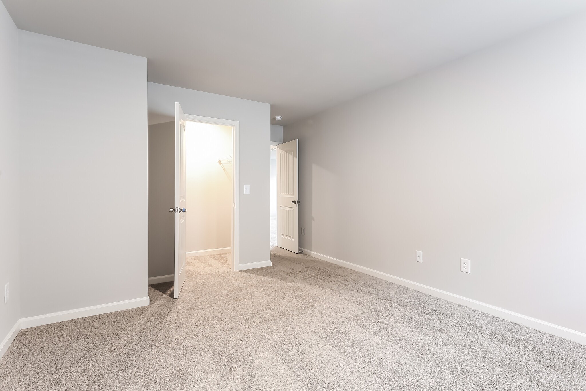 Building Photo - 943 Equine Dr