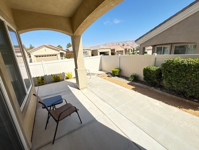 Building Photo - Del Web Rental 2 Bedroom